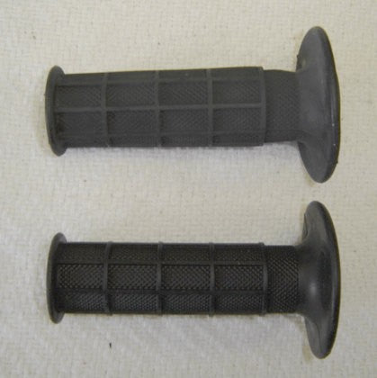 Handlebar Grip Set Honda CT90 '79 CT70 '79 CT110 OEM-hondanuts-Z50-CT70-QA50-SL70-XR75-parts-NOS-OEM-Honda