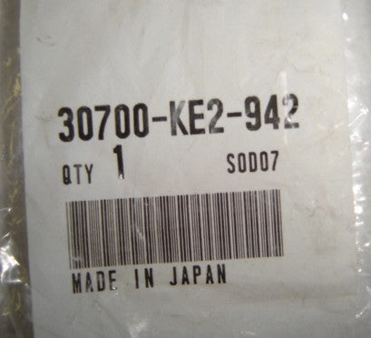 (12) Spark Plug Cap Honda Z50 CT70 SL70 QA50 OEM-hondanuts-Z50-CT70-QA50-SL70-XR75-parts-NOS-OEM-Honda