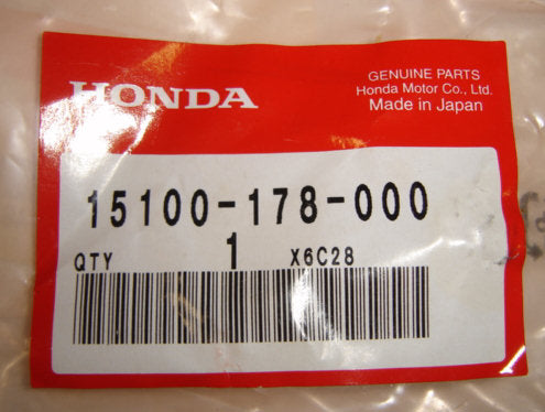 (05) Oil Pump Honda Z50R 1982-1994 OEM-hondanuts-Z50-CT70-QA50-SL70-XR75-parts-NOS-OEM-Honda