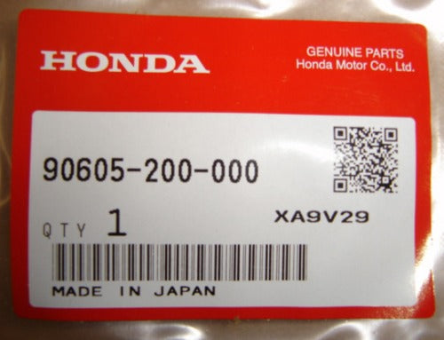 Circlip 20mm Honda Z50 CT70 SL70 OEM-hondanuts-Z50-CT70-QA50-SL70-XR75-parts-NOS-OEM-Honda