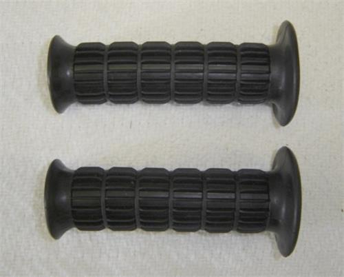 (12/13) Grip Set Honda SL70 SL90 SL100 SL125 SL175 SL350 ST90-hondanuts-Z50-CT70-QA50-SL70-XR75-parts-NOS-OEM-Honda