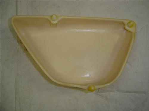 Side Cover Honda Z50 Yellow OEM-hondanuts-Z50-CT70-QA50-SL70-XR75-parts-NOS-OEM-Honda