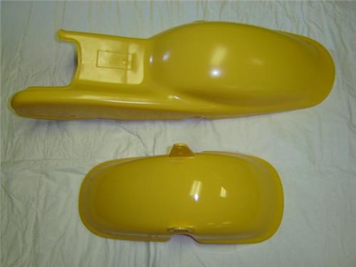 Fender Set Honda QA50 K0 Yellow Plastic-hondanuts-Z50-CT70-QA50-SL70-XR75-parts-NOS-OEM-Honda