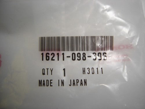 Carburetor Intake Manifold Insulator Honda CT70K0-77 OEM-hondanuts-Z50-CT70-QA50-SL70-XR75-parts-NOS-OEM-Honda
