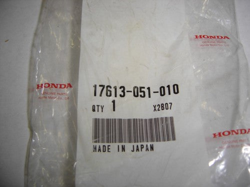 Gas Tank Rubber Rear Mount Honda SL70 XL70 XR75 OEM-hondanuts-Z50-CT70-QA50-SL70-XR75-parts-NOS-OEM-Honda