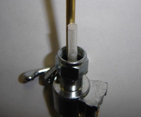 Petcock Honda Fuel Tank CB450 CL450 SL350 CB350 CL350-hondanuts-Z50-CT70-QA50-SL70-XR75-parts-NOS-OEM-Honda