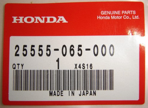 (24) Spring Clutch Oil Through Honda Z50 CT70 CT90 SL70 OEM-hondanuts-Z50-CT70-QA50-SL70-XR75-parts-NOS-OEM-Honda